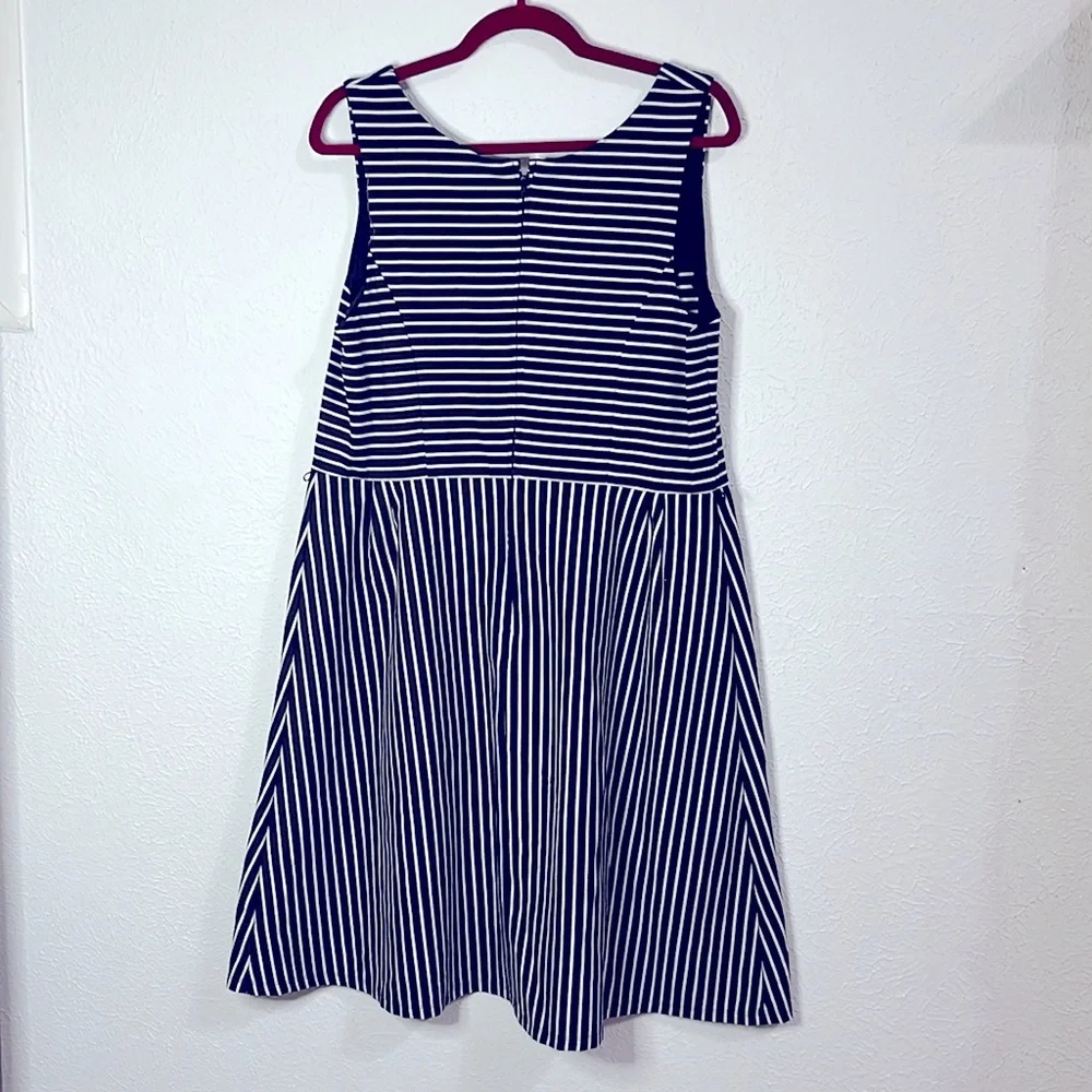 Black and white striped Merona size extra large dress sleeveless - Picture 4 of 4